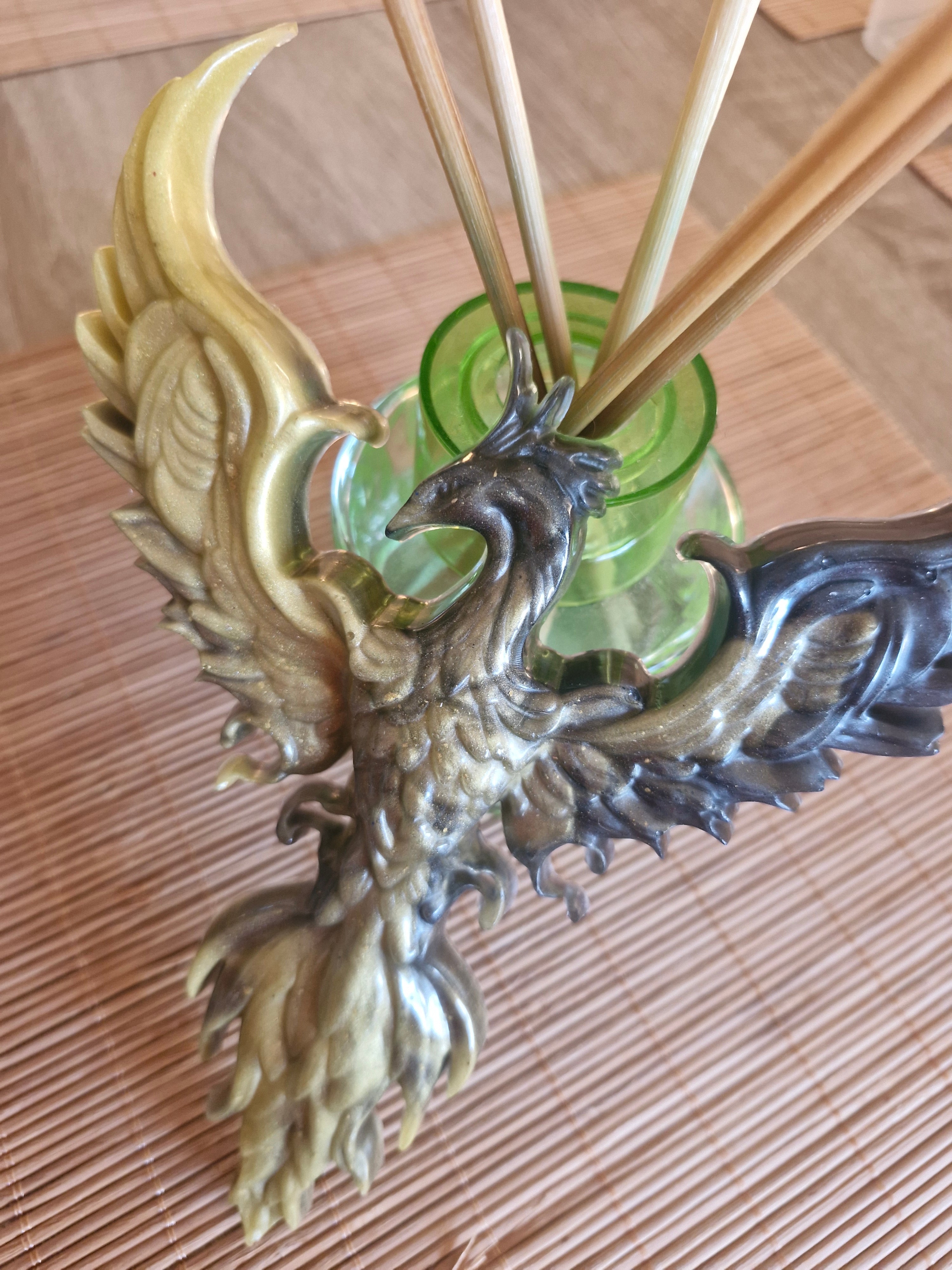 Dragons Noir d'or