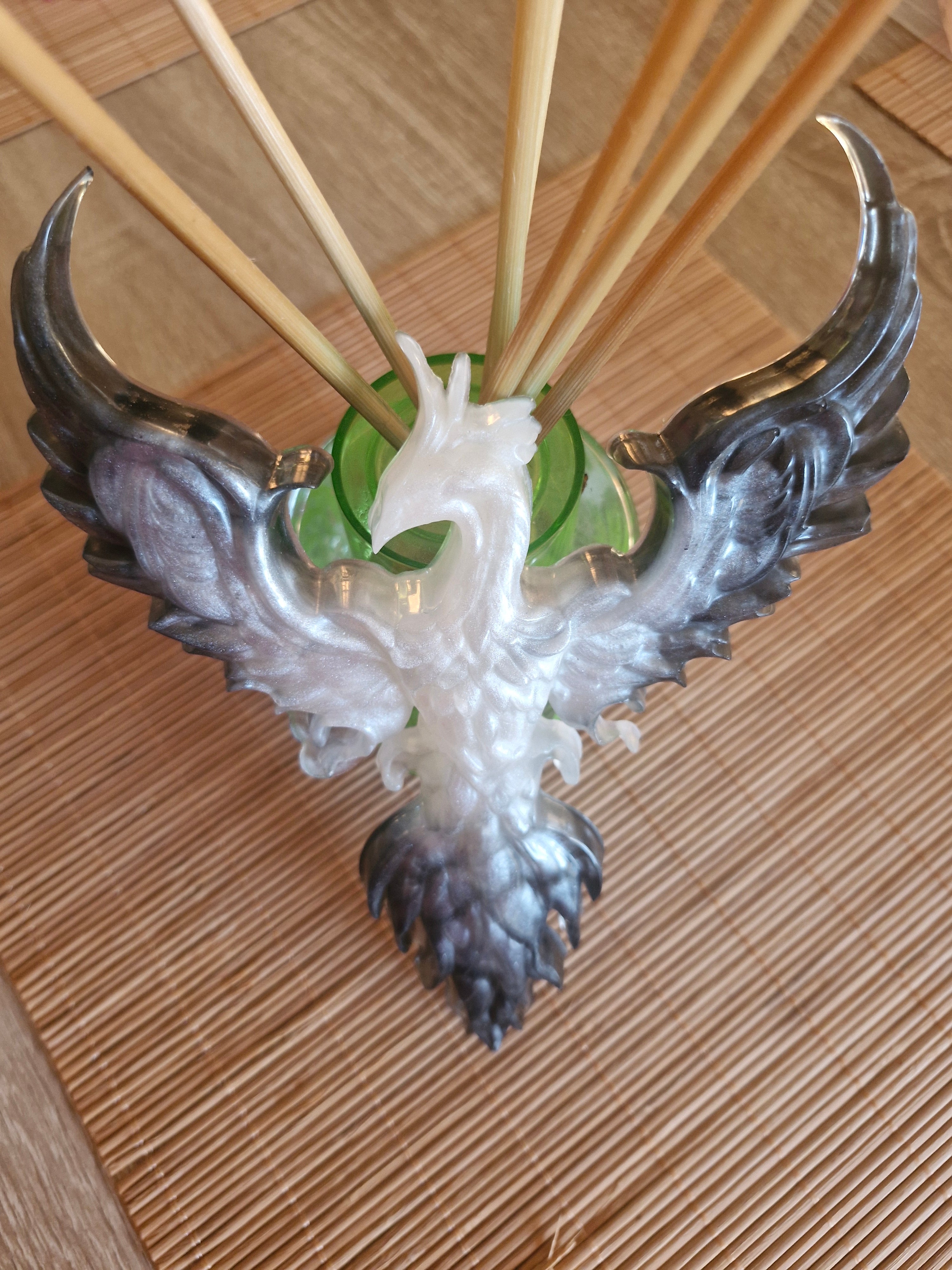 Dragons Black and white